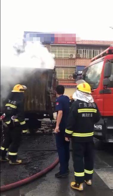 揭阳最新车祸爆料视频大全,惊心动魄的瞬间回顾  第2张 揭阳最新车祸爆料视频大全,惊心动魄的瞬间回顾  第2张